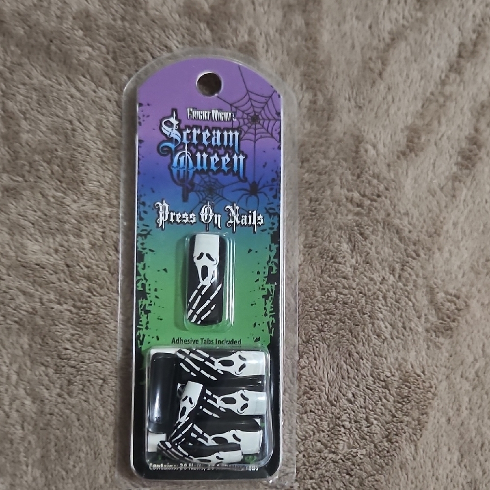 Scream Queen Skeleton Press On Nails